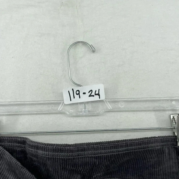 D&Co. Pants Women's Sz 18W Gray Skinny Stretch Corduroy 5-Pockets Pullover - Picture 12 of 12